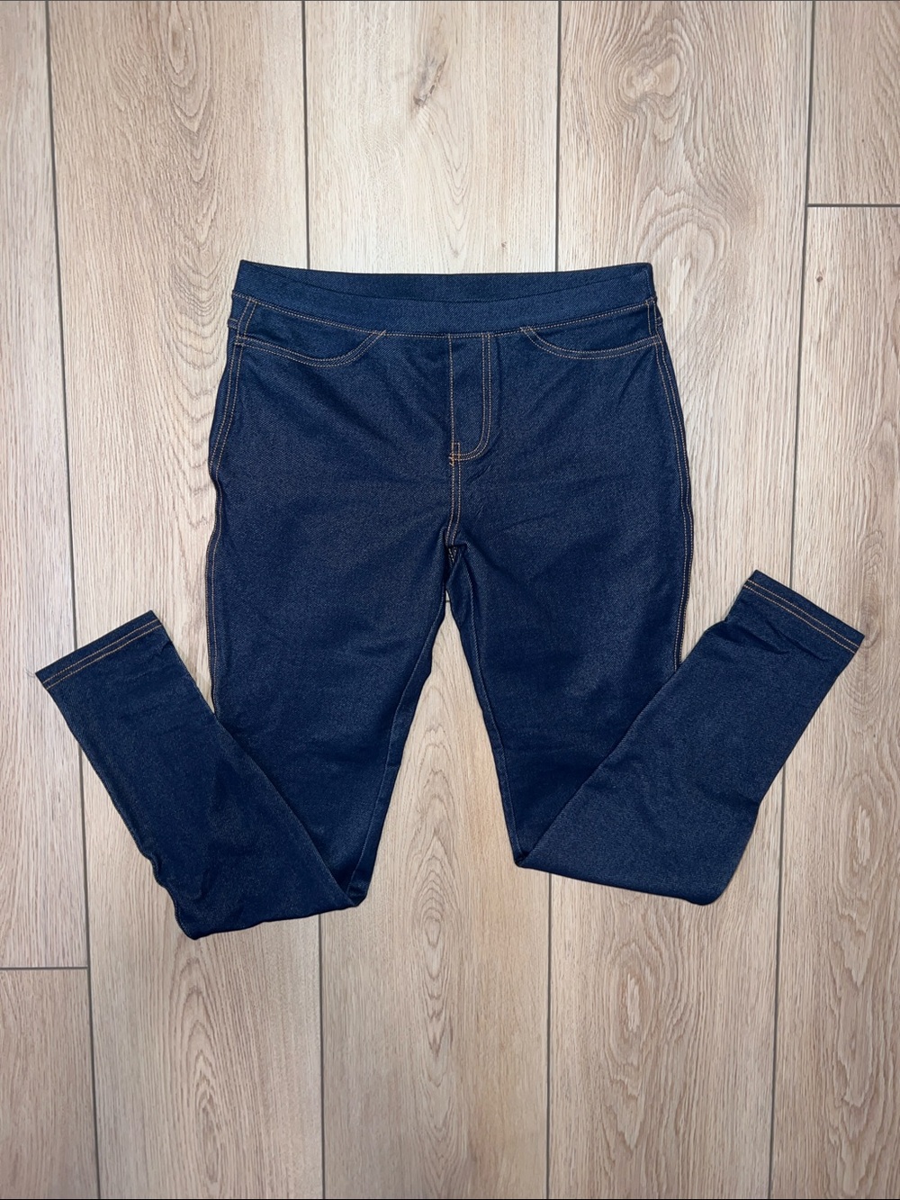 NWOT - Women’s Dark Blue Stretch Jeggings